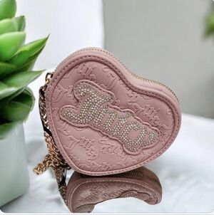 💕🔹️Juicy Couture🔹️ Pink Diamond string Of Pearls Heart Zip Around Wallet